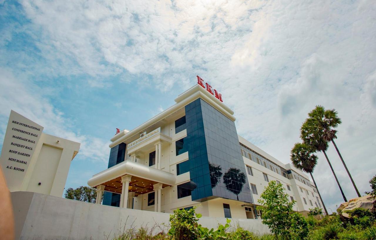Kkm International Hotel Kuzhittura Exterior photo